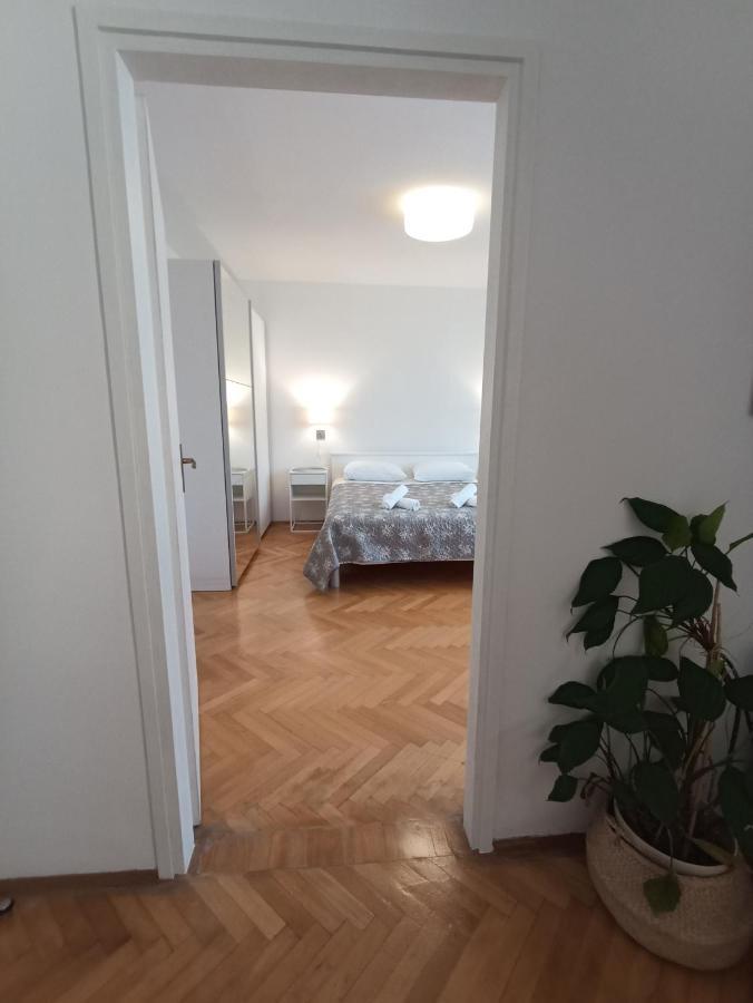 Apartment 70 M From The Beach Podgora Exterior photo