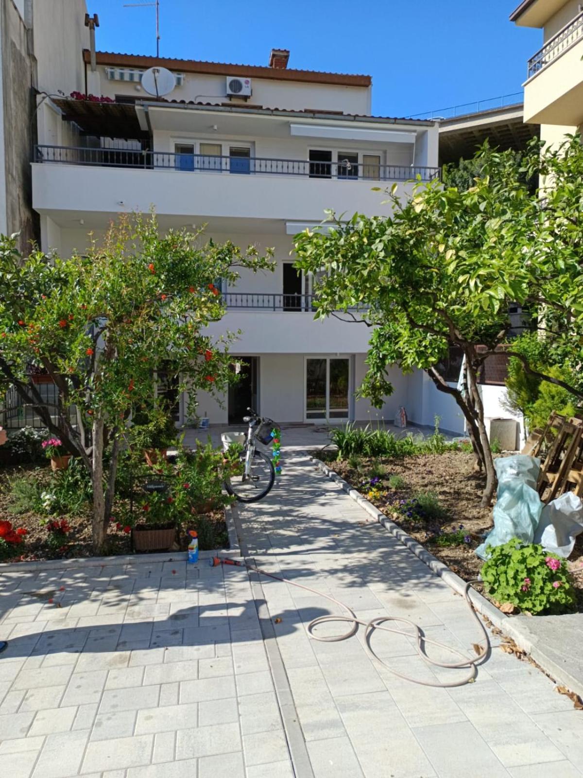 Apartment 70 M From The Beach Podgora Exterior photo